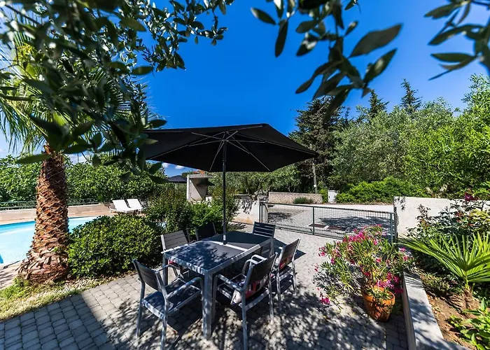 Vallis Rabiosa By Adex Travel *